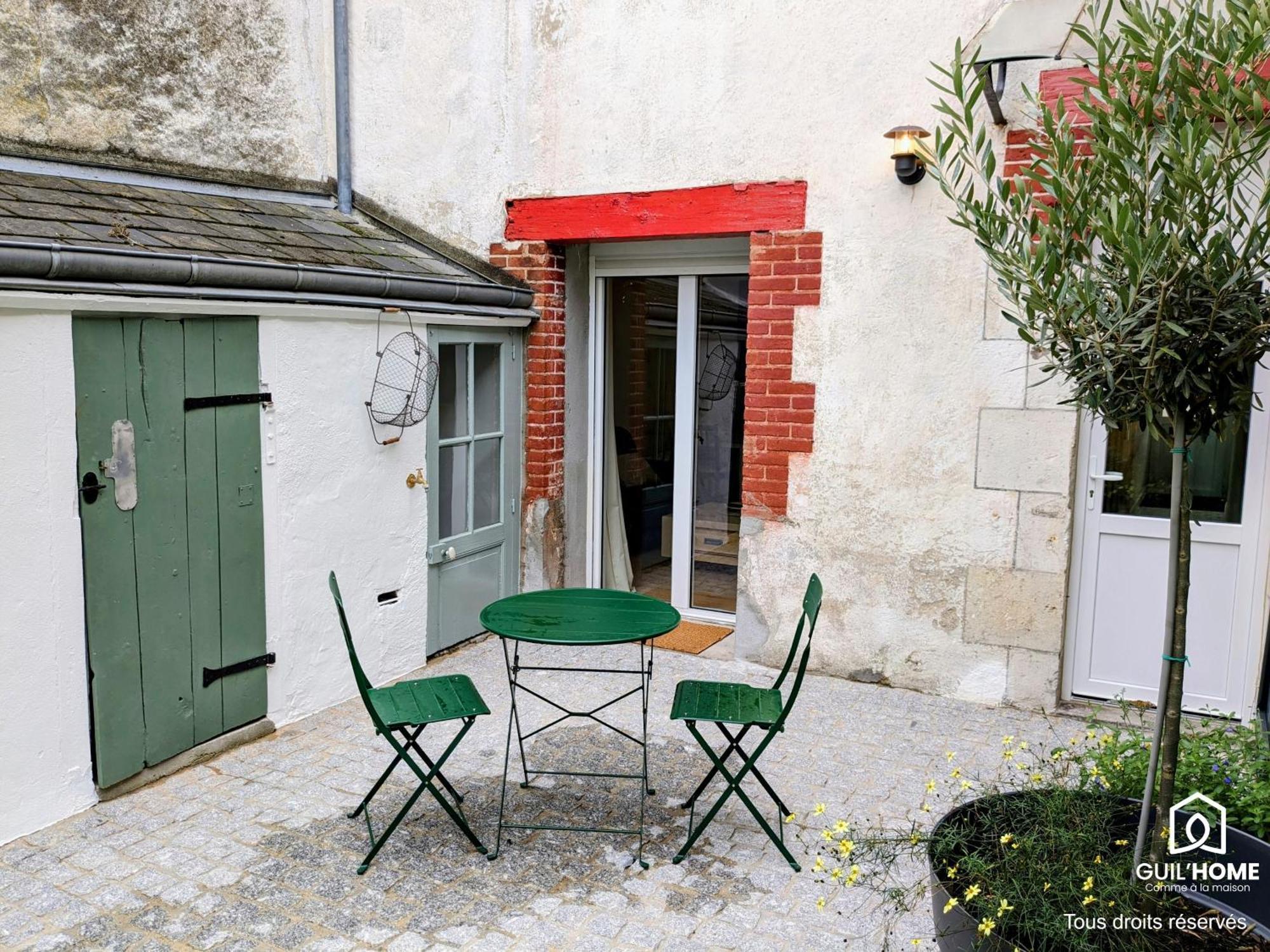 Terrasse Vegetalisee - Climatisation - Local Velo - Parking Gratuit Dans La Rue 올리언스 외부 사진